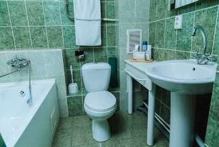 Гостиница Барбарис Биробиджан Трехместный номер эконом-класса-6