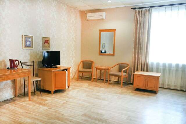 Гостиница Барбарис Биробиджан-100